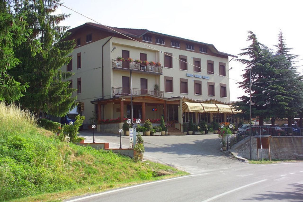 Albergo Ristorante Miramonti Toano Экстерьер фото